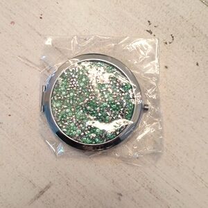 Compact purse mirror